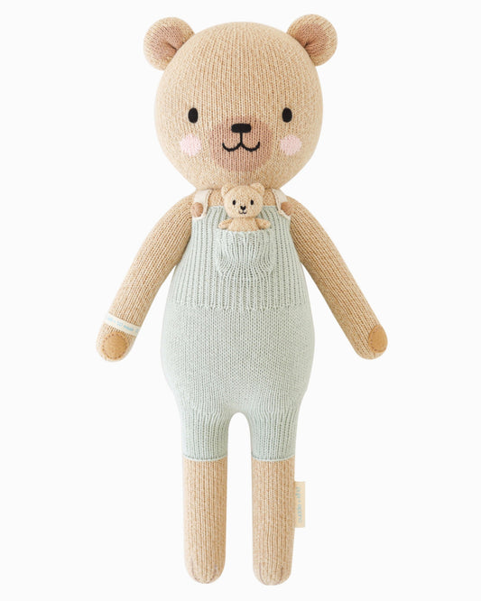 Alexander the honey bear